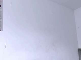 SweeetMay live webcam show