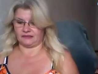 dianacrystal Live Webcam on CamSoda