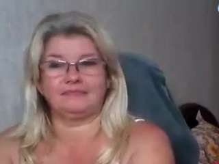 dianacrystal Live Webcam on CamSoda