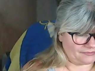 dianacrystal Live Webcam on CamSoda