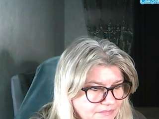 dianacrystal live cam profile