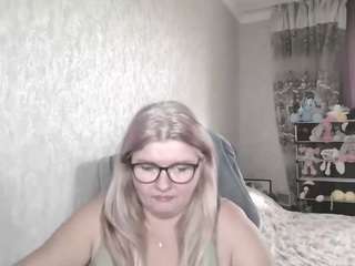 DianaCrystal live cam preview