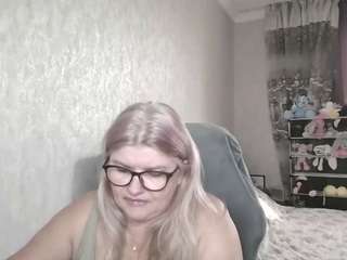 DianaCrystal live cam preview