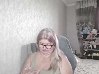 DianaCrystal live cam preview