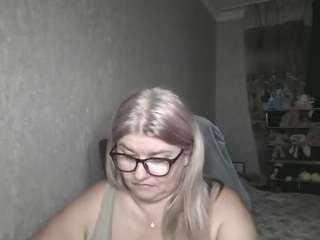 DianaCrystal live cam preview