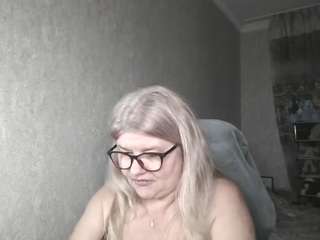 DianaCrystal live cam preview