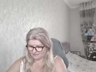 DianaCrystal live cam preview