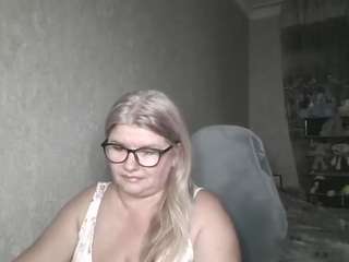 DianaCrystal live cam preview