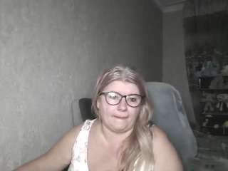 DianaCrystal live cam preview