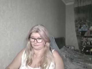 dianacrystal's live room