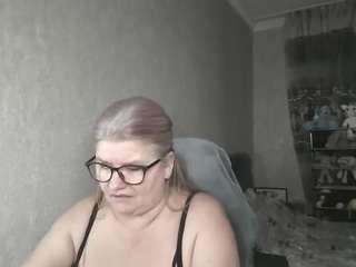 DianaCrystal live cam preview
