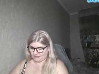 DianaCrystal live cam preview