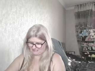 DianaCrystal live cam preview