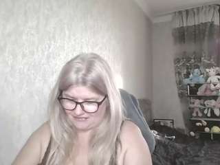 DianaCrystal live cam preview