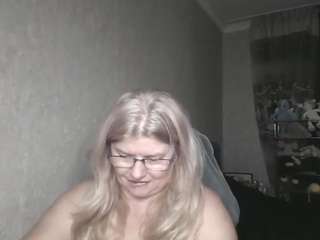 DianaCrystal live cam preview