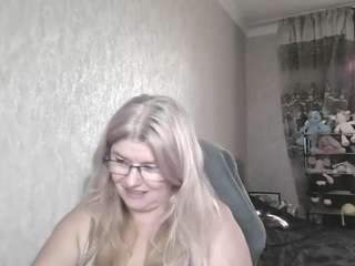 DianaCrystal live cam preview