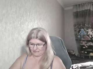 DianaCrystal live cam preview