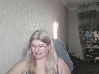 DianaCrystal live cam preview