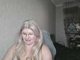 DianaCrystal live cam preview