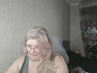 DianaCrystal live cam preview