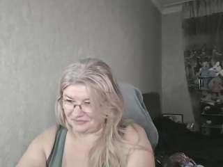 DianaCrystal live cam preview
