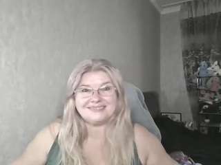DianaCrystal live cam preview