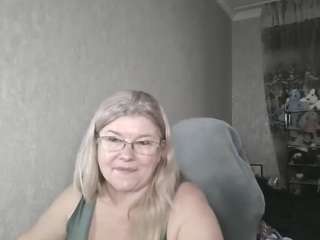 DianaCrystal live cam preview