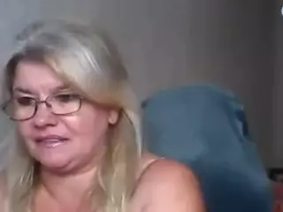 DianaCrystal's Live Sex Cam Show