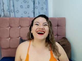 kerly-mature from CamSoda is Freechat
