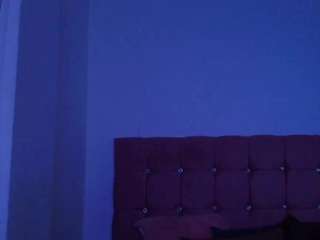 kerly-mature's CamSoda show and profile