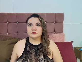 kerly-mature Live Webcam on CamSoda