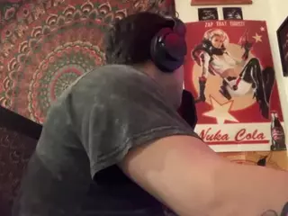 play with slicky's Live Sex Cam Show