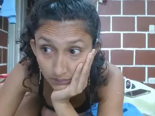 rapunzel5's Live Sex Cam Show