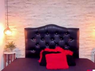 big-bbw Live Webcam on CamSoda