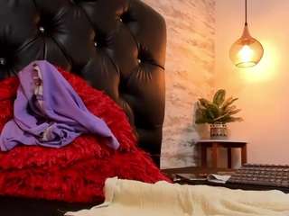 big-bbw Live Webcam on CamSoda