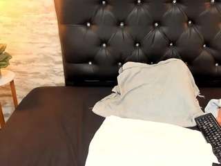 big-bbw Live Webcam on CamSoda