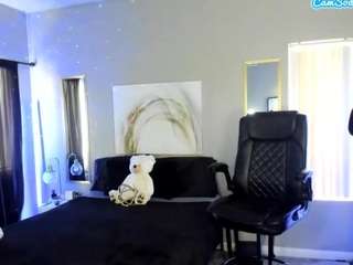 Freaky Friday......Share your cam NOW:)FREE JOi when you Share YOUR CAM for 30 toks per min [163 tokens remaining]