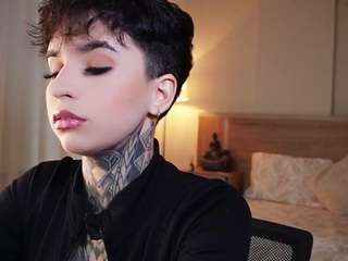 alicee-love Live Webcam on CamSoda