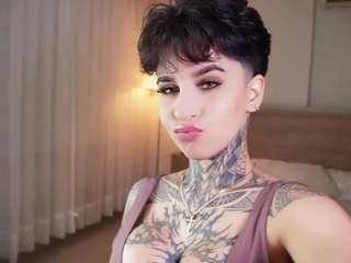 alicee-love Live Webcam on CamSoda