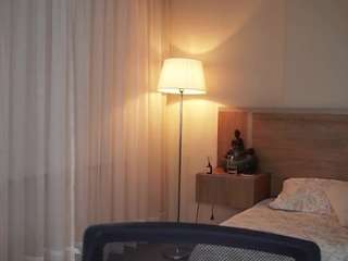  alicee-love chat room