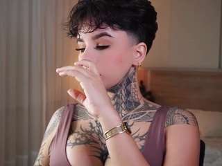  alicee-love chat room