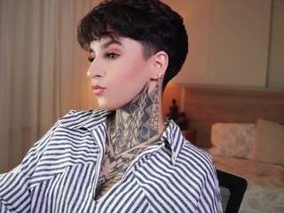 alicee-love Live Webcam on CamSoda