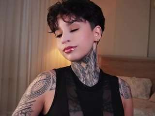 alicee-love Live Webcam on CamSoda