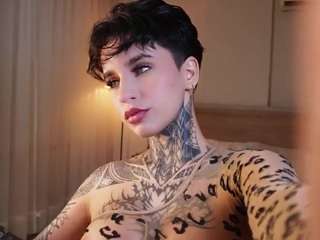 alicee-love Live Webcam on CamSoda
