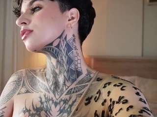 alicee-love Live Webcam on CamSoda