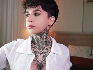 alicee-love Live Webcam on CamSoda