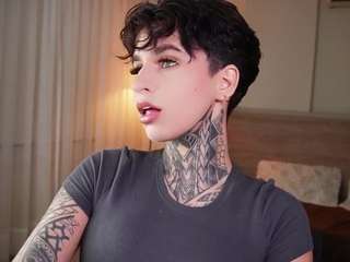 alicee-love Live Webcam on CamSoda