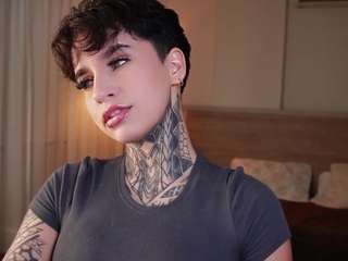 alicee-love Live Webcam on CamSoda