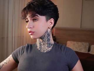 alicee-love Live Webcam on CamSoda