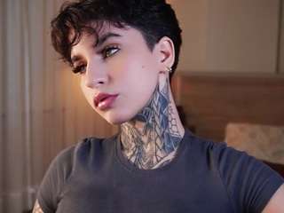 alicee-love Live Webcam on CamSoda